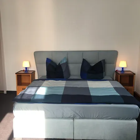 ホテル Zur Koeppe バート・クロスターラウスニッツ