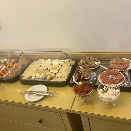 Alojamento de Acomodação e Pequeno-almoço Zur Koeppe 3*