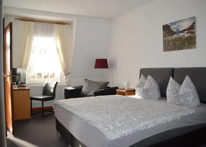 Zur Koeppe Otel 3*